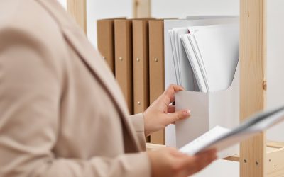 Regularización de extranjeros 2026: así se identifica una gestoría oficial en Palencia